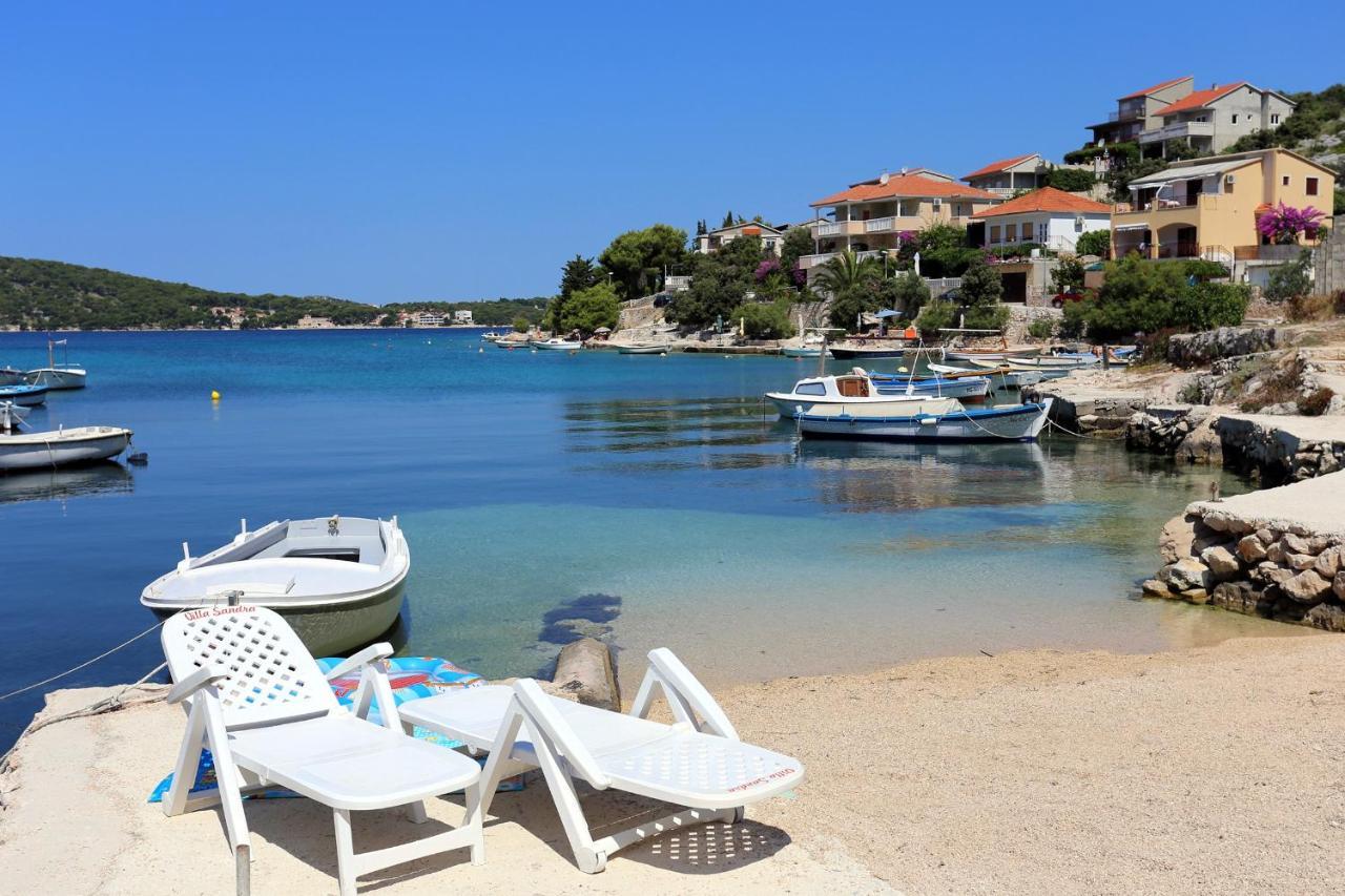 Family Friendly Seaside Apartments Razanj, Rogoznica - 10373 Экстерьер фото