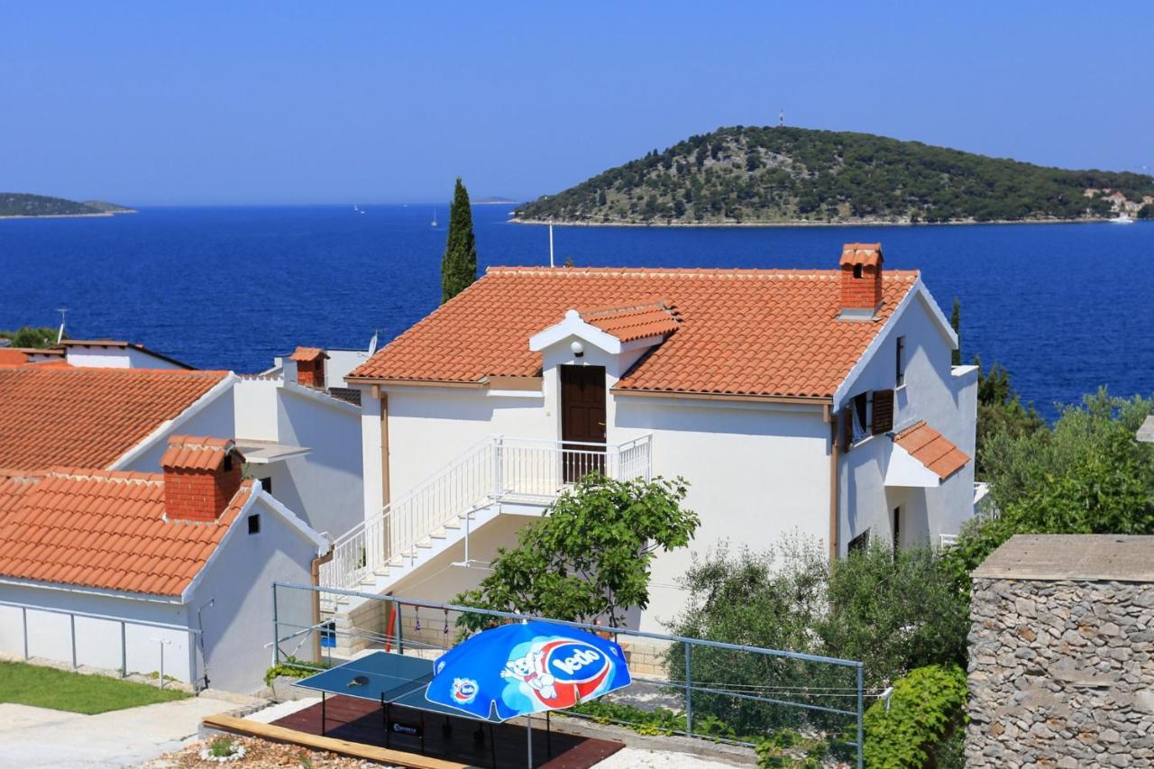 Family Friendly Seaside Apartments Razanj, Rogoznica - 10373 Экстерьер фото